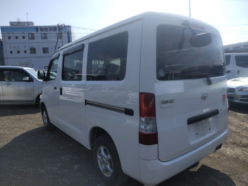 TOYOTA TOWN ACE