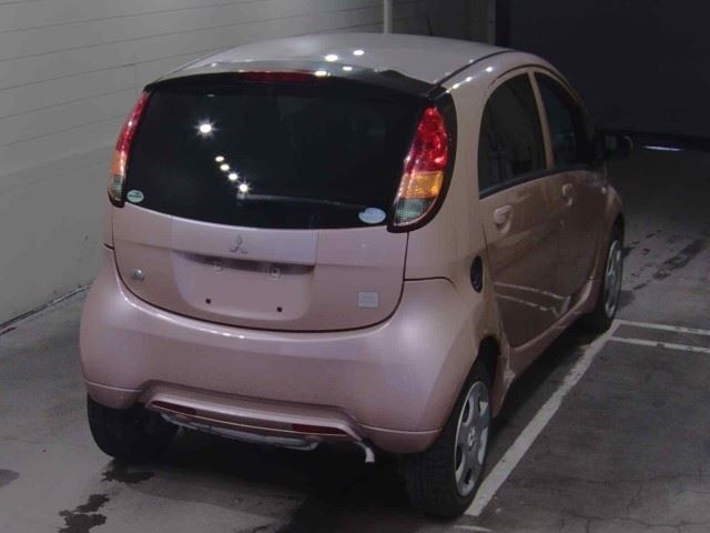 MITSUBISHI I