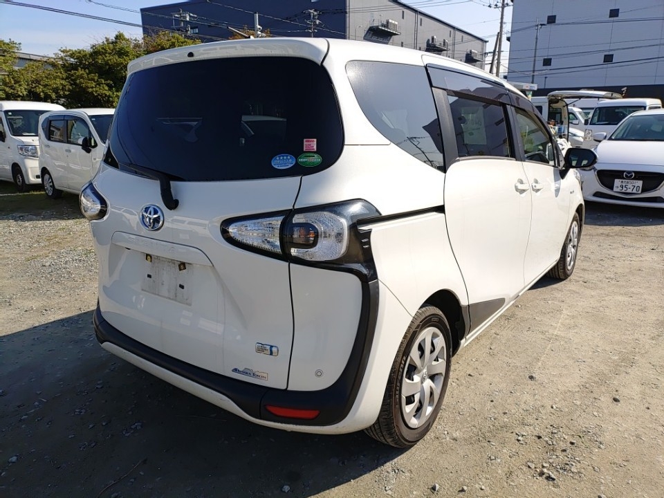 TOYOTA SIENTA