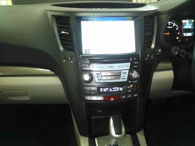 SUBARU LEGACY
