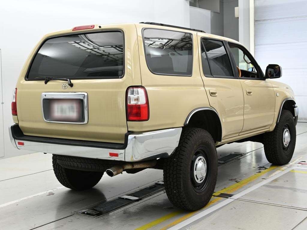 TOYOTA HILUX SURF