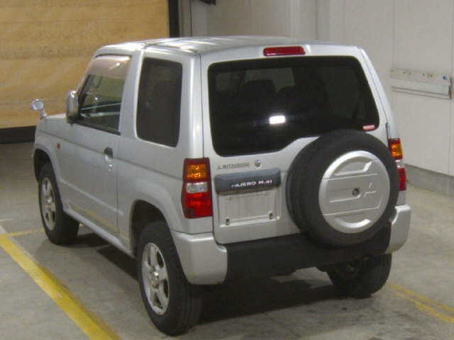 MITSUBISHI PAJERO MINI