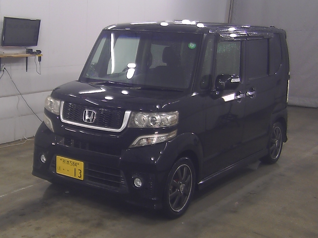 HONDA N-BOX