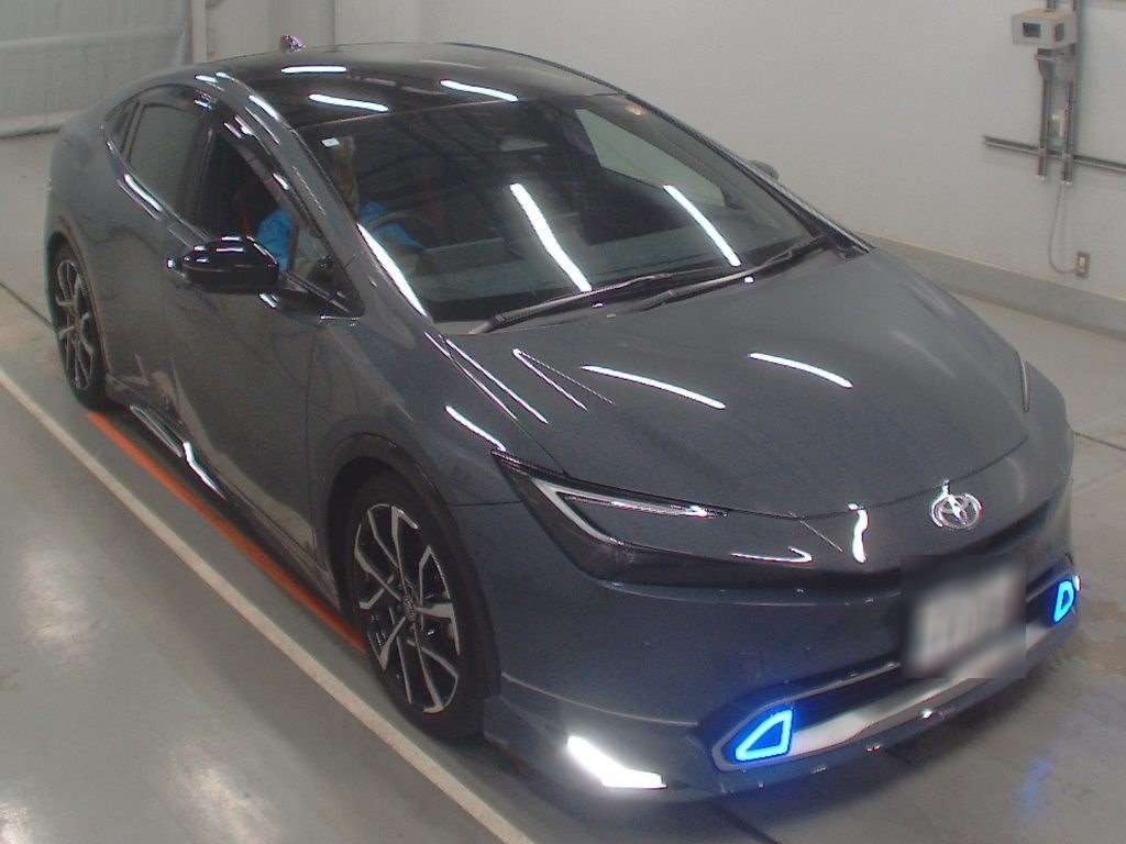 TOYOTA PRIUS PHV