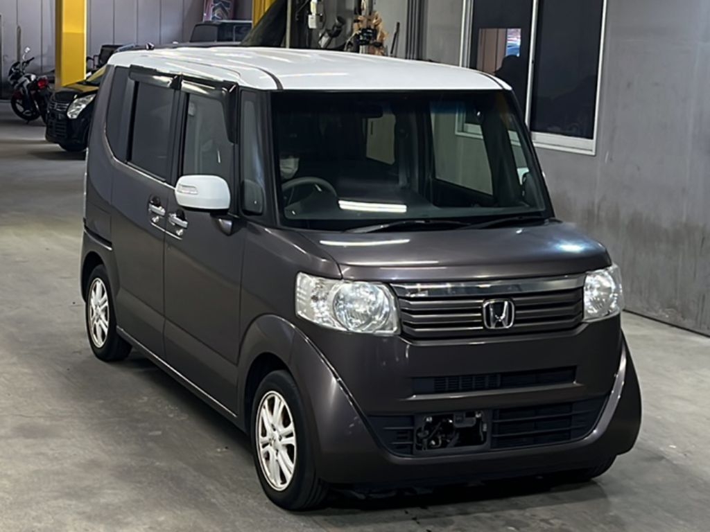 HONDA N-BOX+