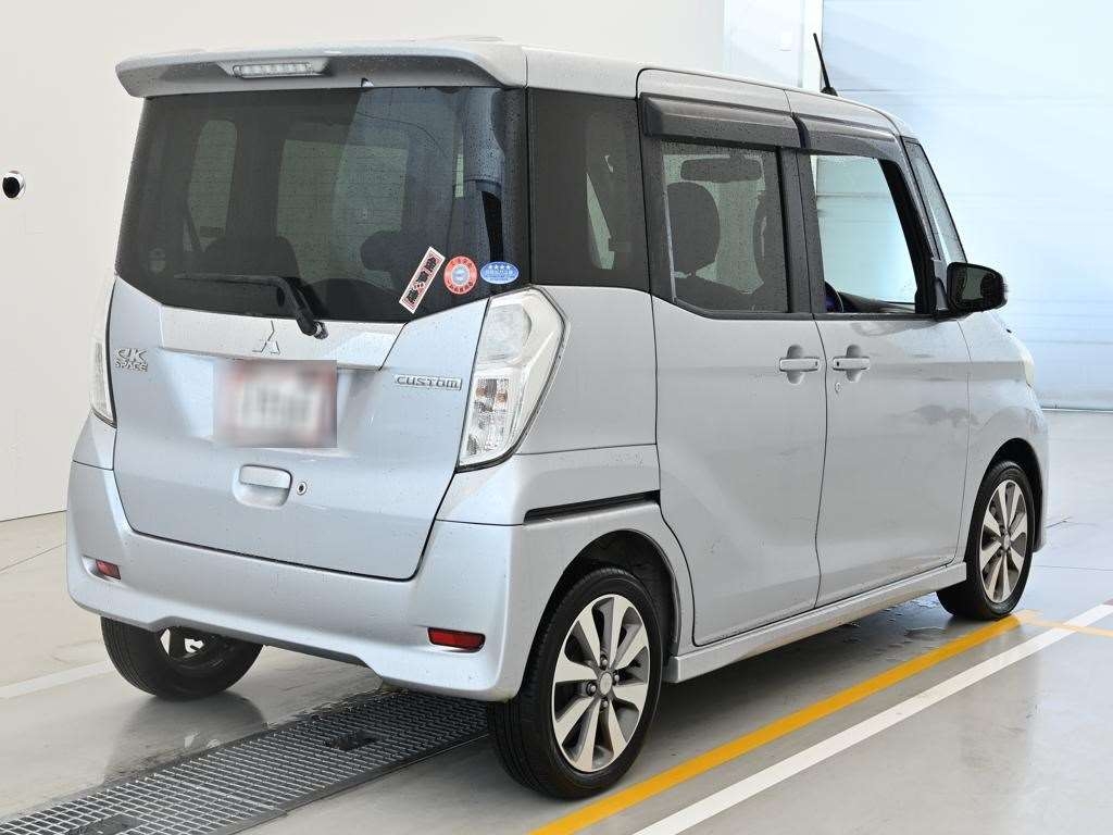 MITSUBISHI EK SPACE