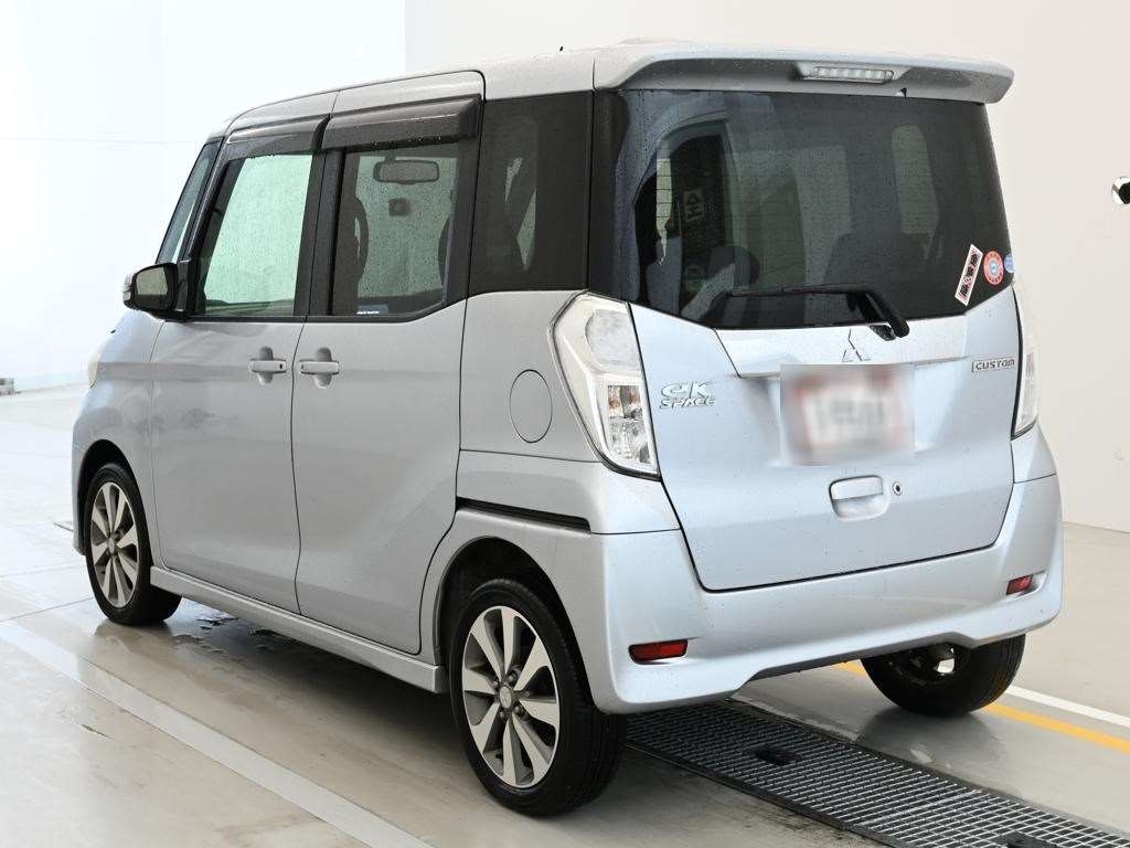 MITSUBISHI EK SPACE