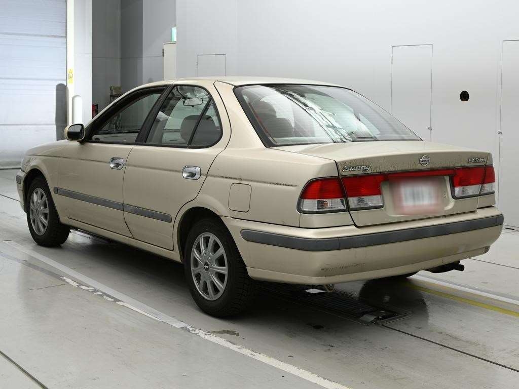 NISSAN SUNNY