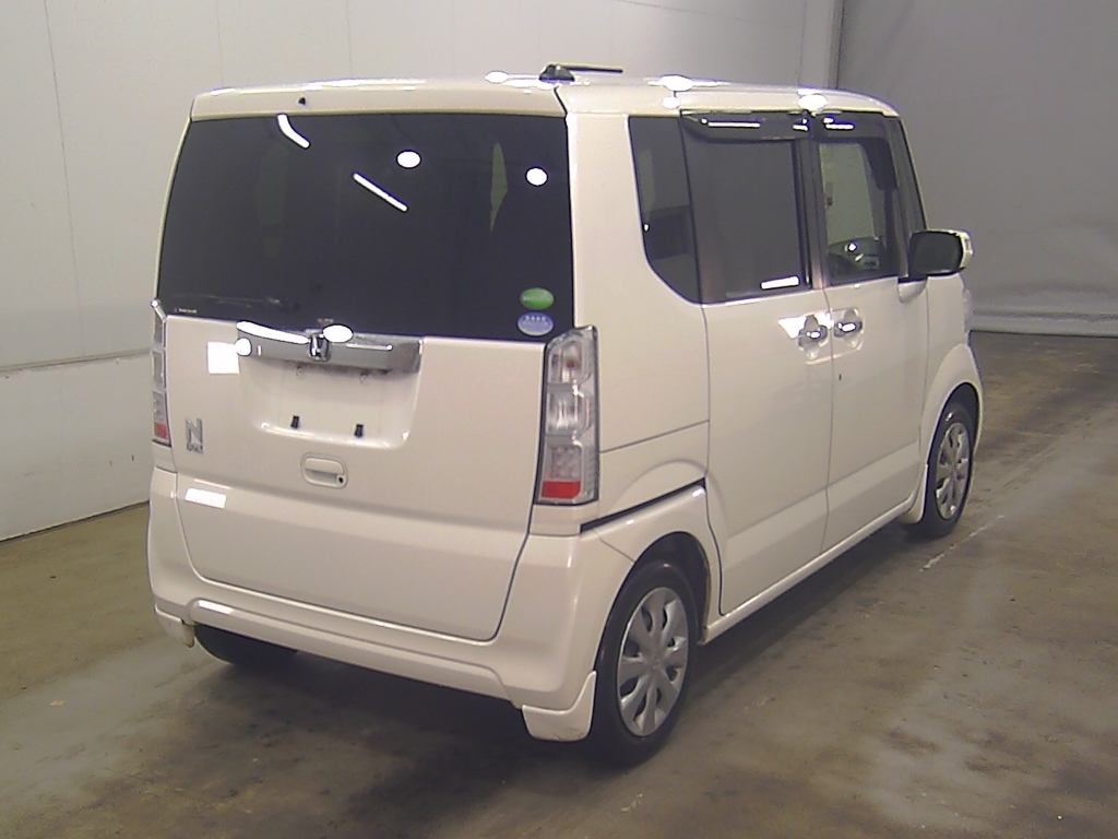 HONDA N-BOX