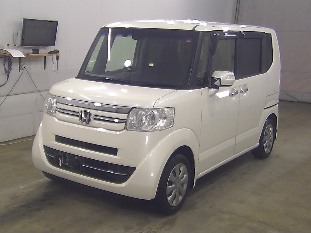 HONDA N-BOX