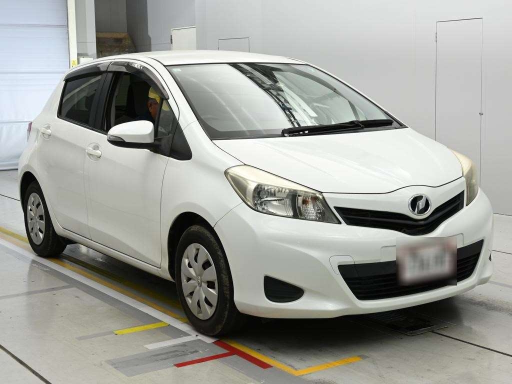 TOYOTA VITZ