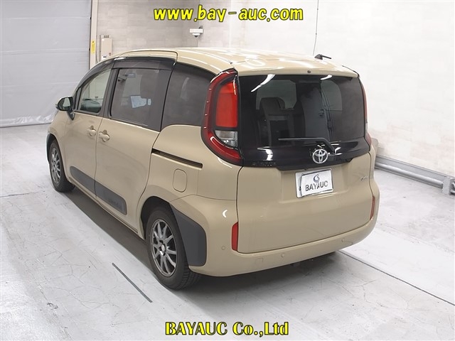 TOYOTA SIENTA