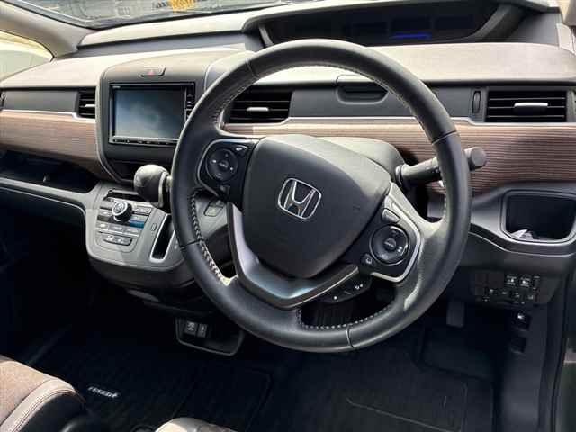HONDA FREED+