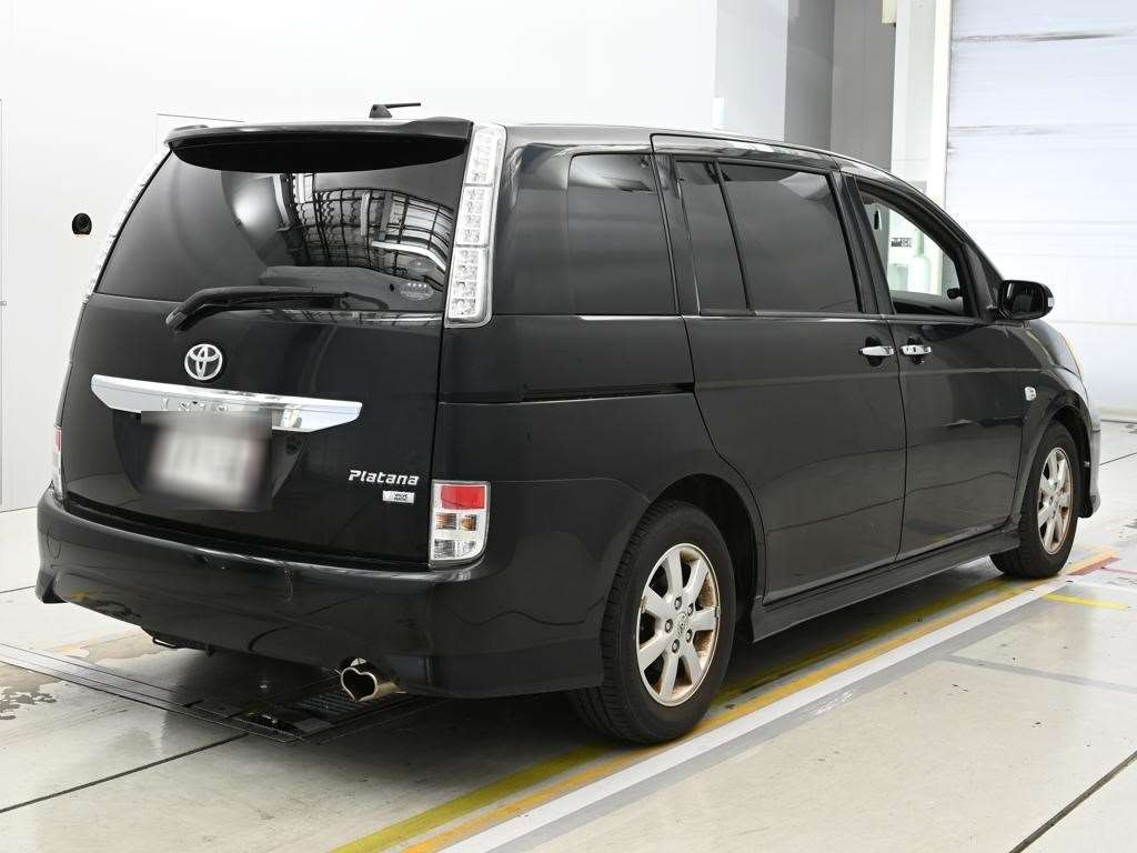 TOYOTA ISIS