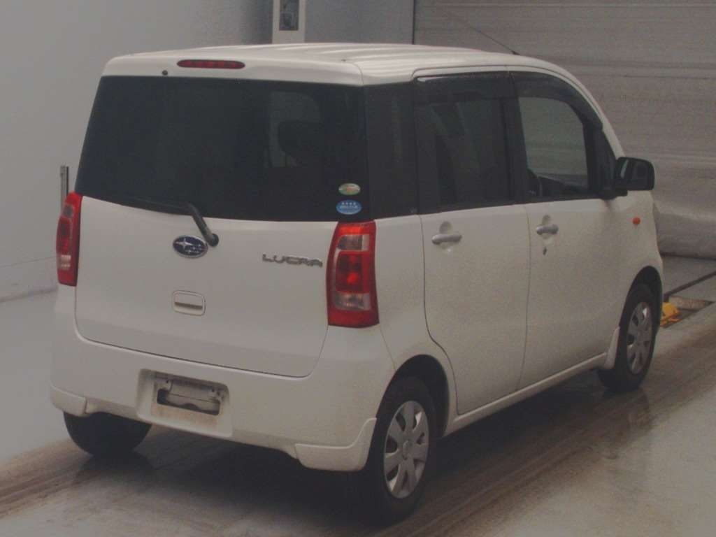 SUBARU LUCRA