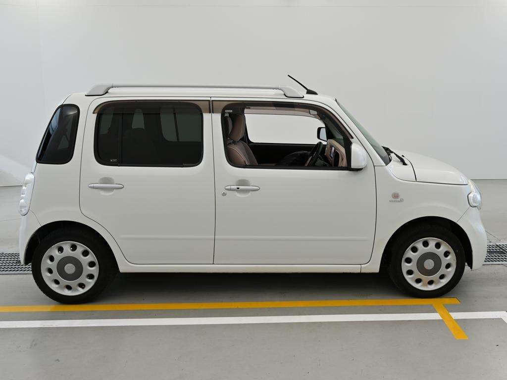 DAIHATSU MIRA COCOA