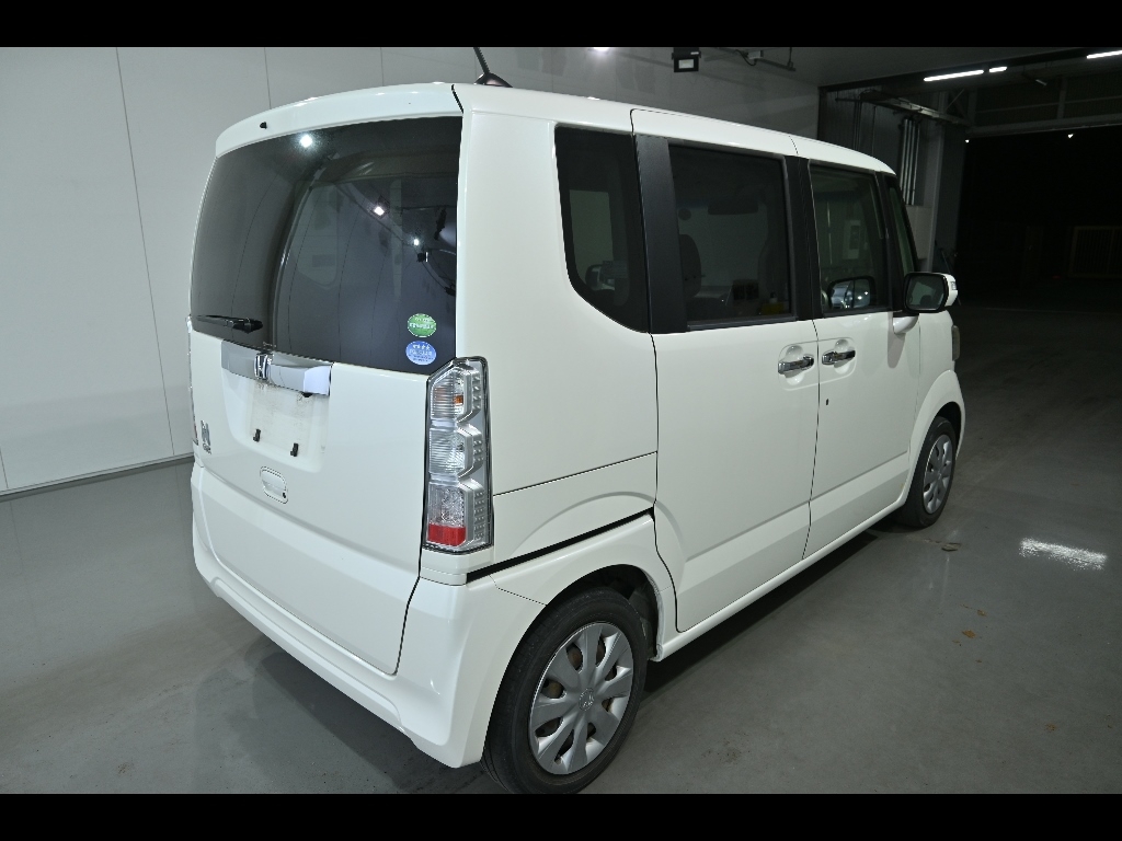 HONDA N-BOX