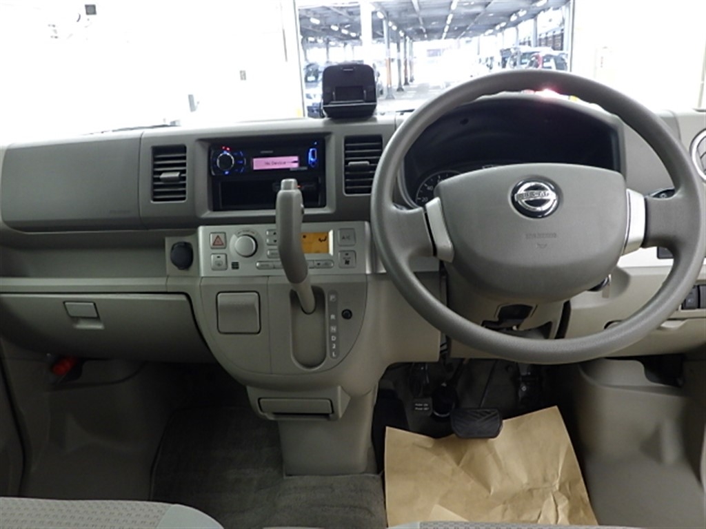 NISSAN NV100 CLIPPER
