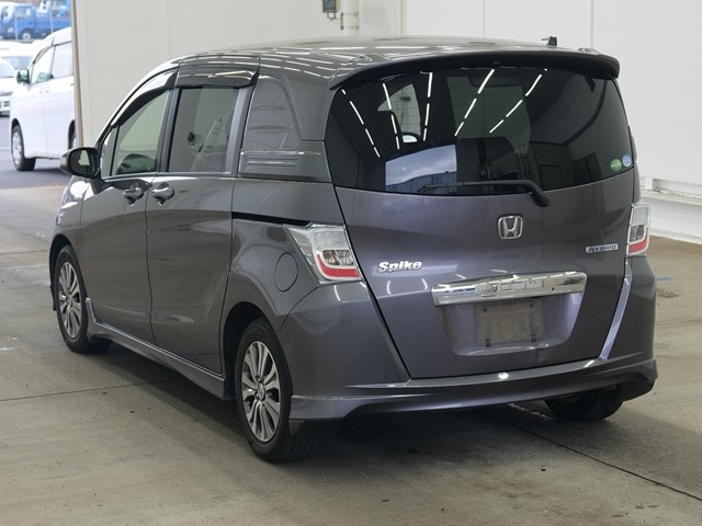 HONDA FREED SPIKE