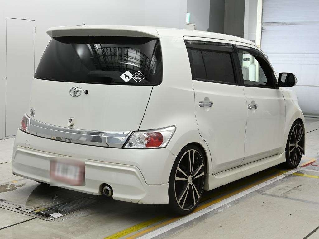 TOYOTA BB