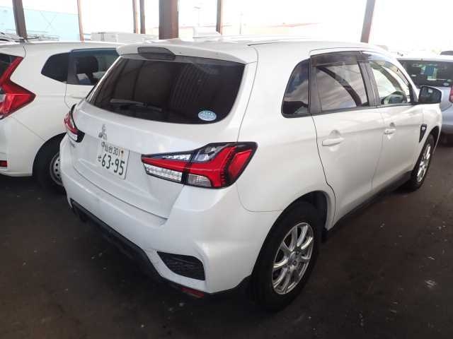 MITSUBISHI RVR
