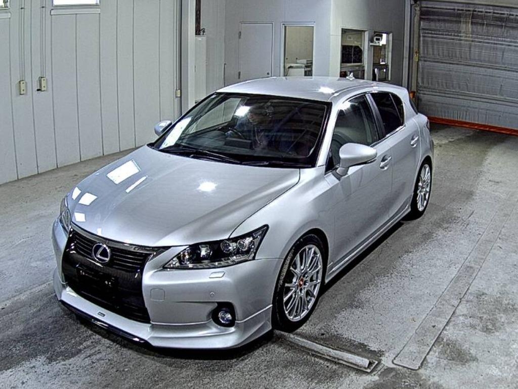 LEXUS CT200H