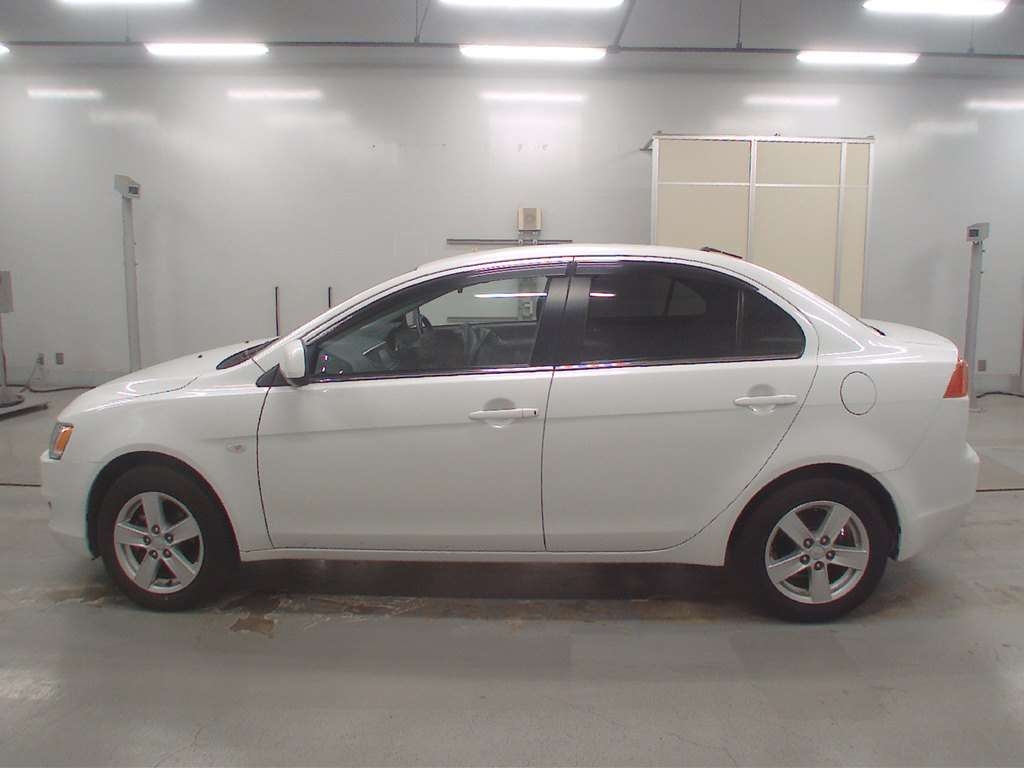 MITSUBISHI GALANT FORTIS