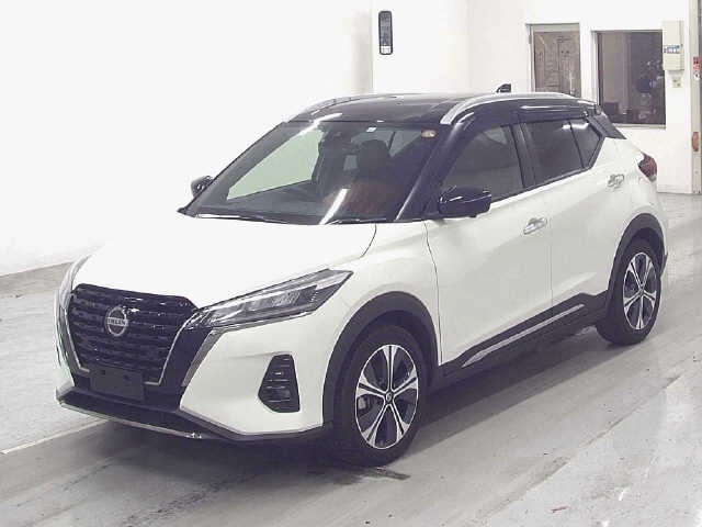 NISSAN KICKS