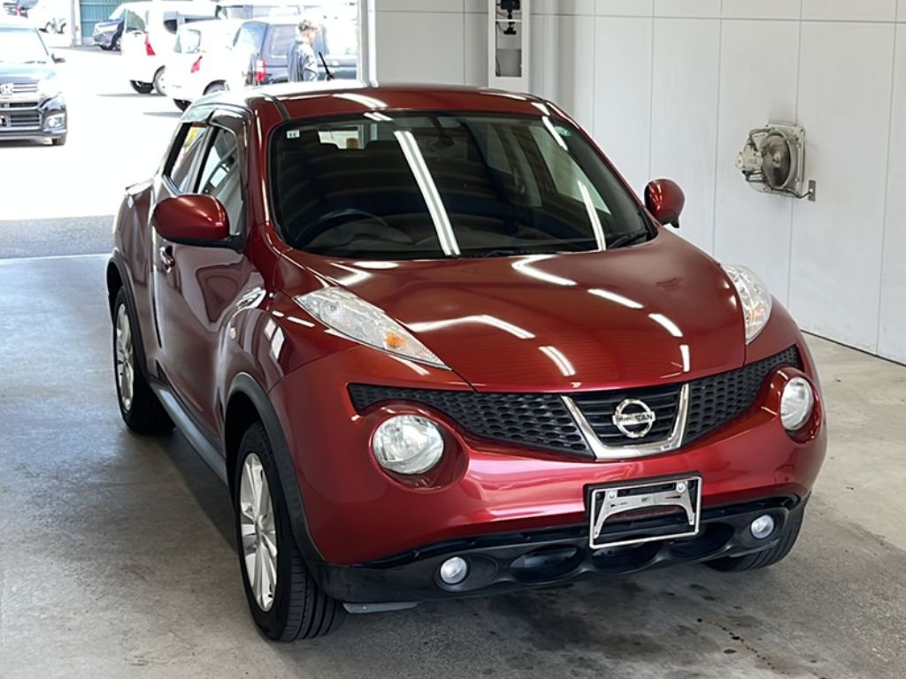 NISSAN JUKE