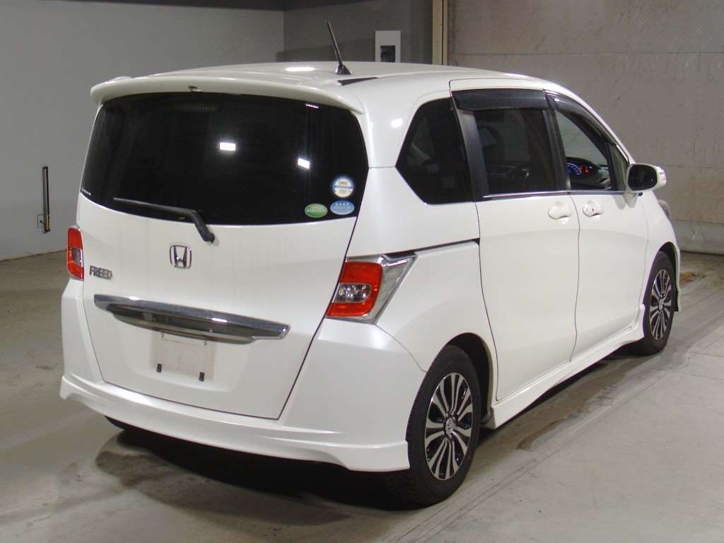 HONDA FREED