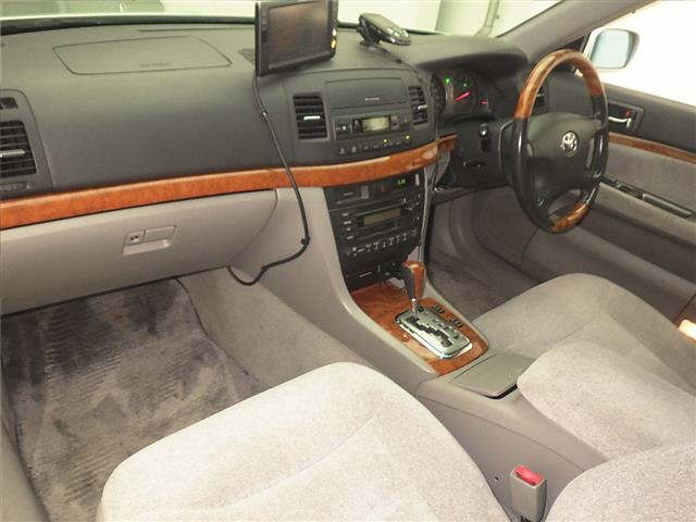 TOYOTA MARK II