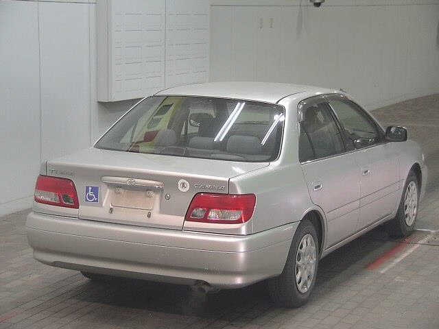 TOYOTA CARINA