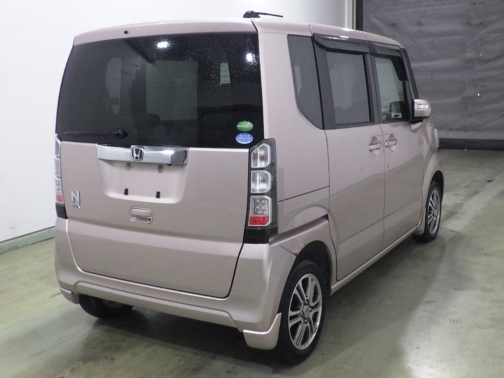 HONDA N-BOX