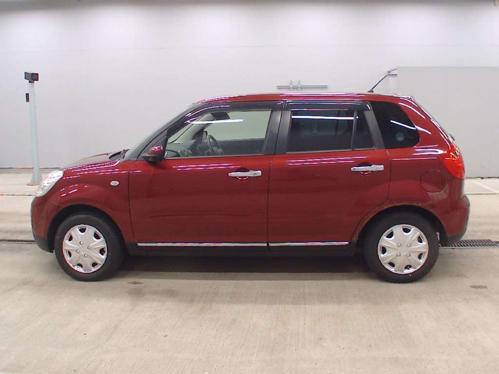 MAZDA VERISA