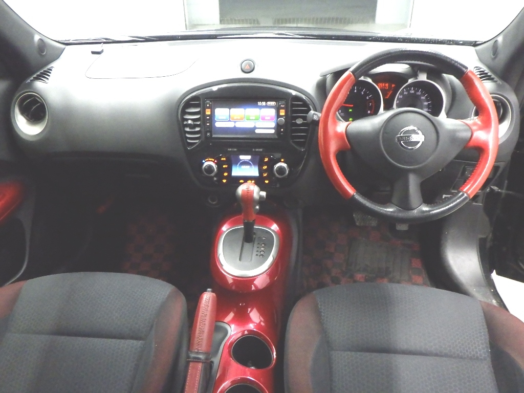 NISSAN JUKE