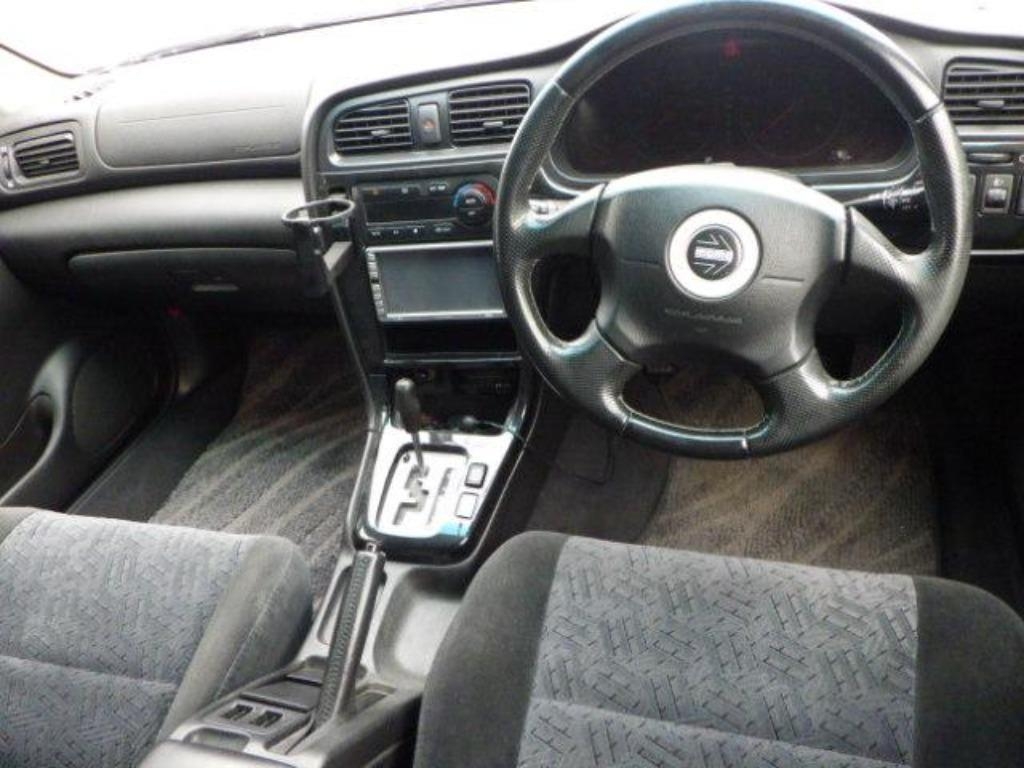 SUBARU LEGACY