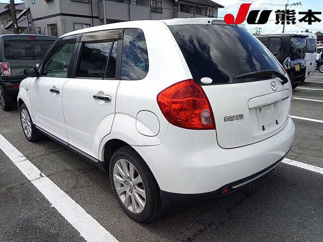 MAZDA VERISA