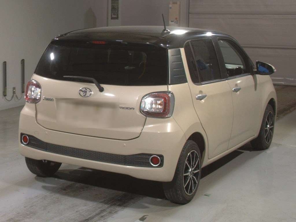 TOYOTA PASSO