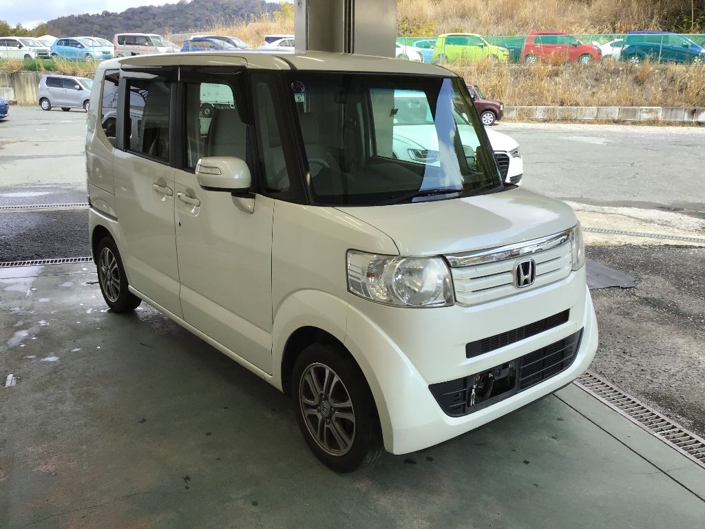 HONDA N-BOX