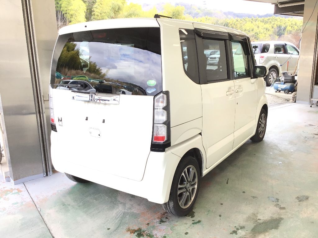 HONDA N-BOX