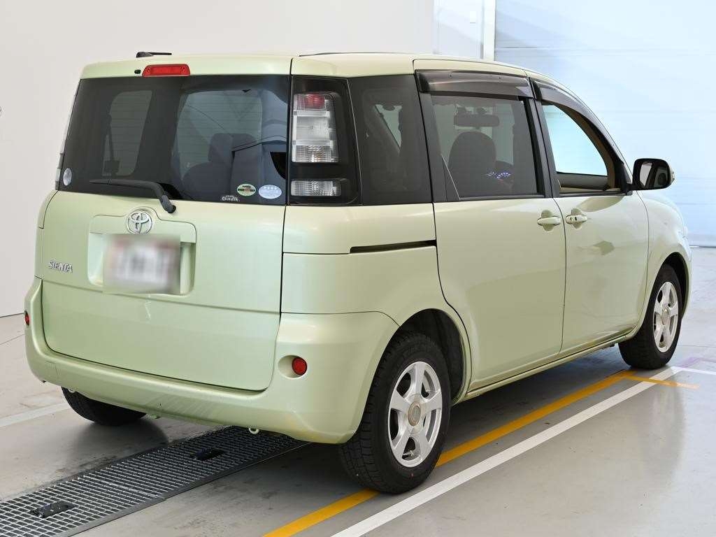 TOYOTA SIENTA