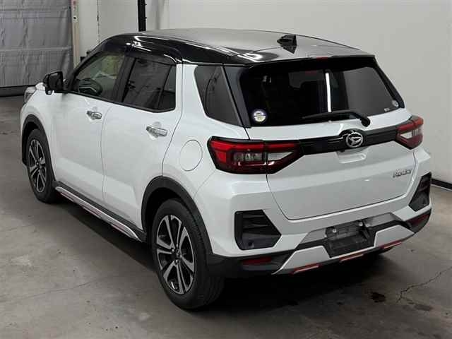 DAIHATSU ROCKY
