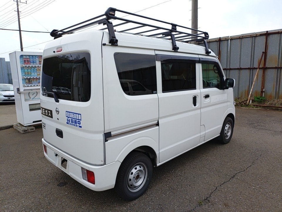 NISSAN NV100 CLIPPER