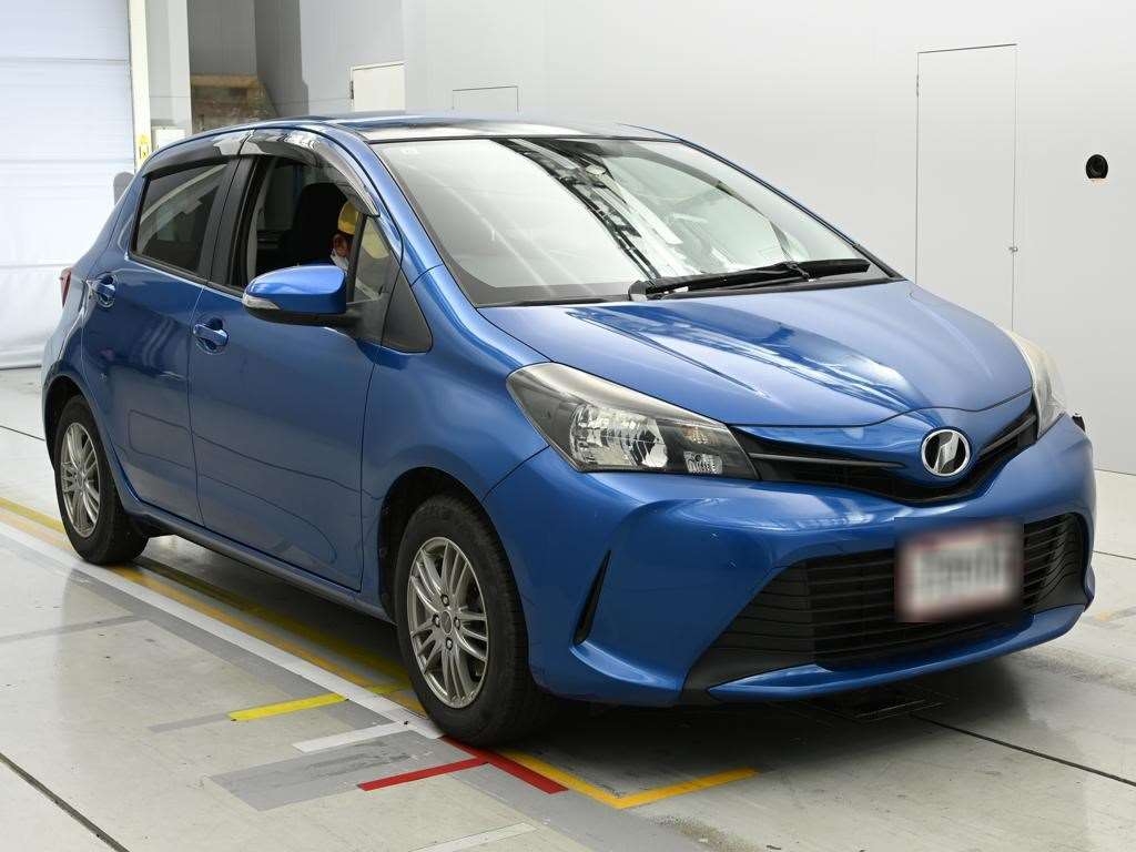TOYOTA VITZ