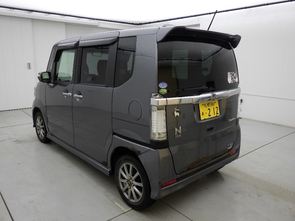 HONDA N-BOX