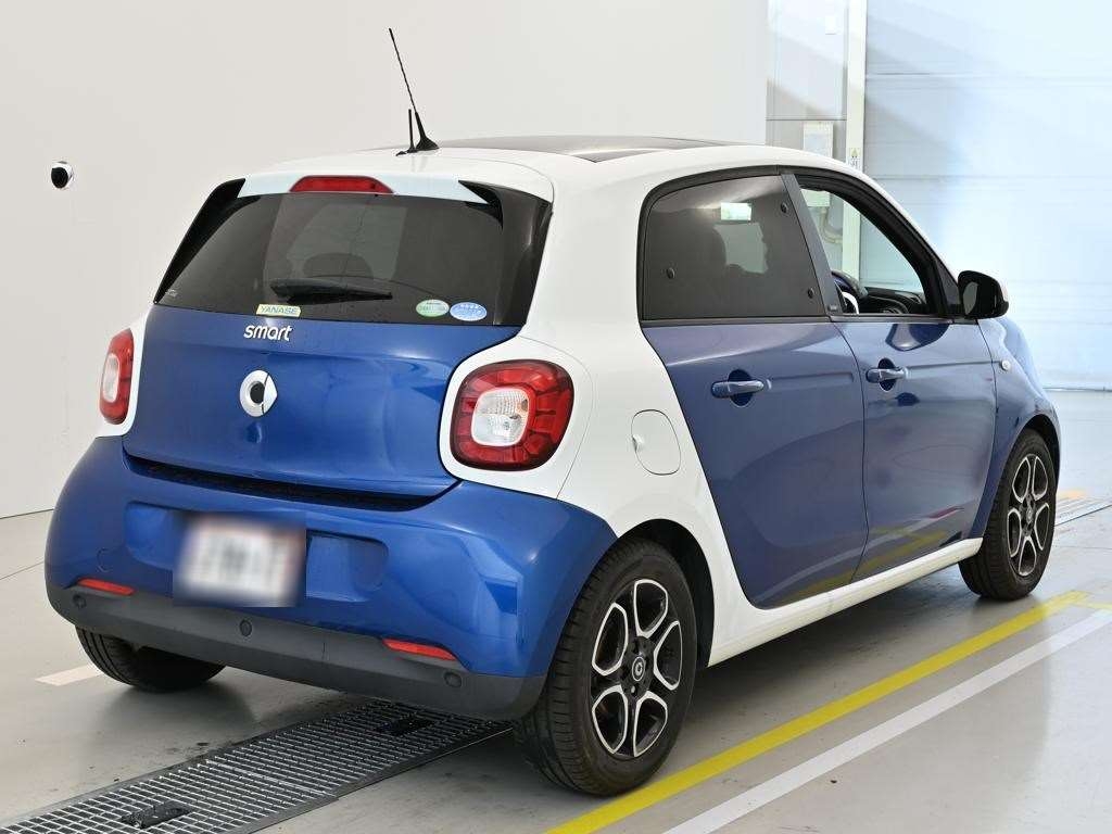 SMART FORFOUR