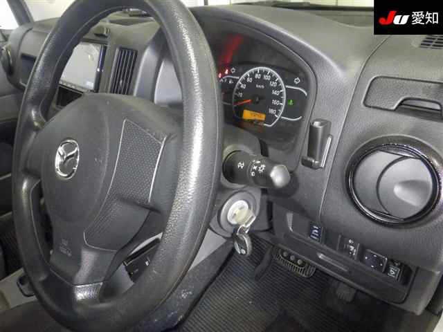 MAZDA FAMILIA