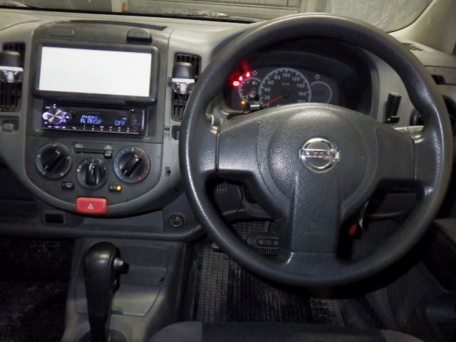 NISSAN AD