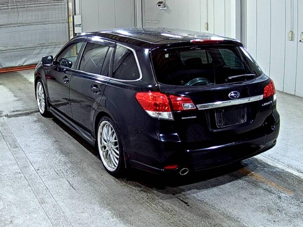 SUBARU LEGACY