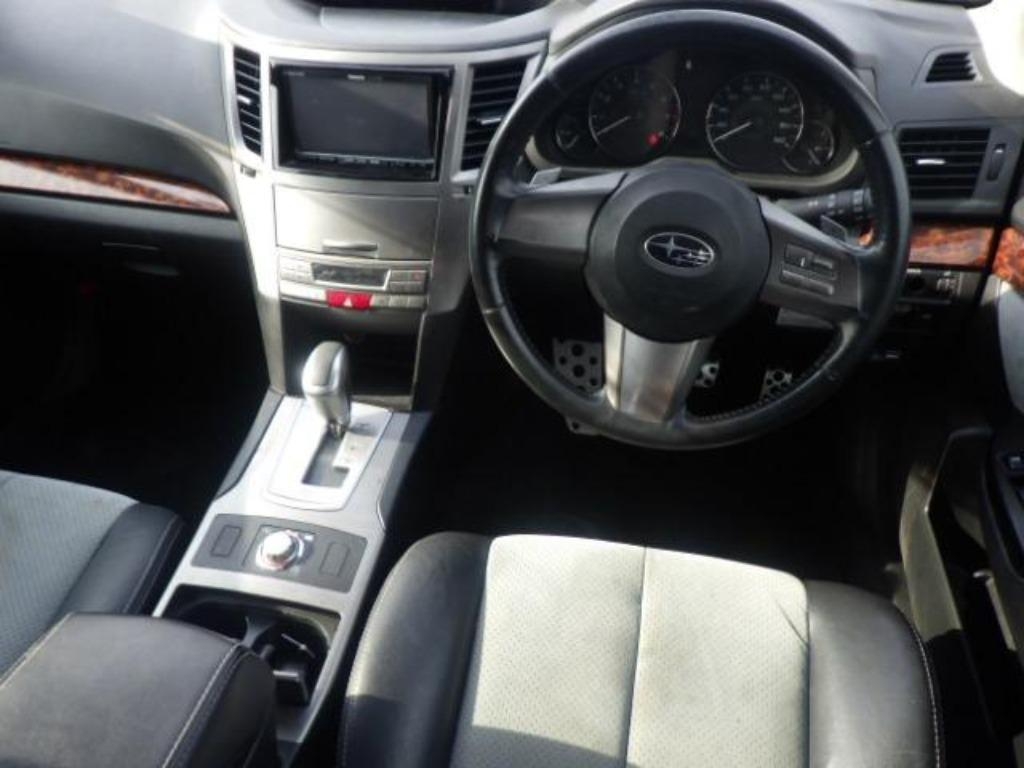 SUBARU LEGACY
